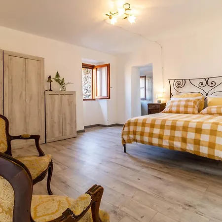 Nuovo Moderno Rustico Sul Lago Maggiore, Vino Fresco, Bbq - La Casa Di Amelia Holiday home